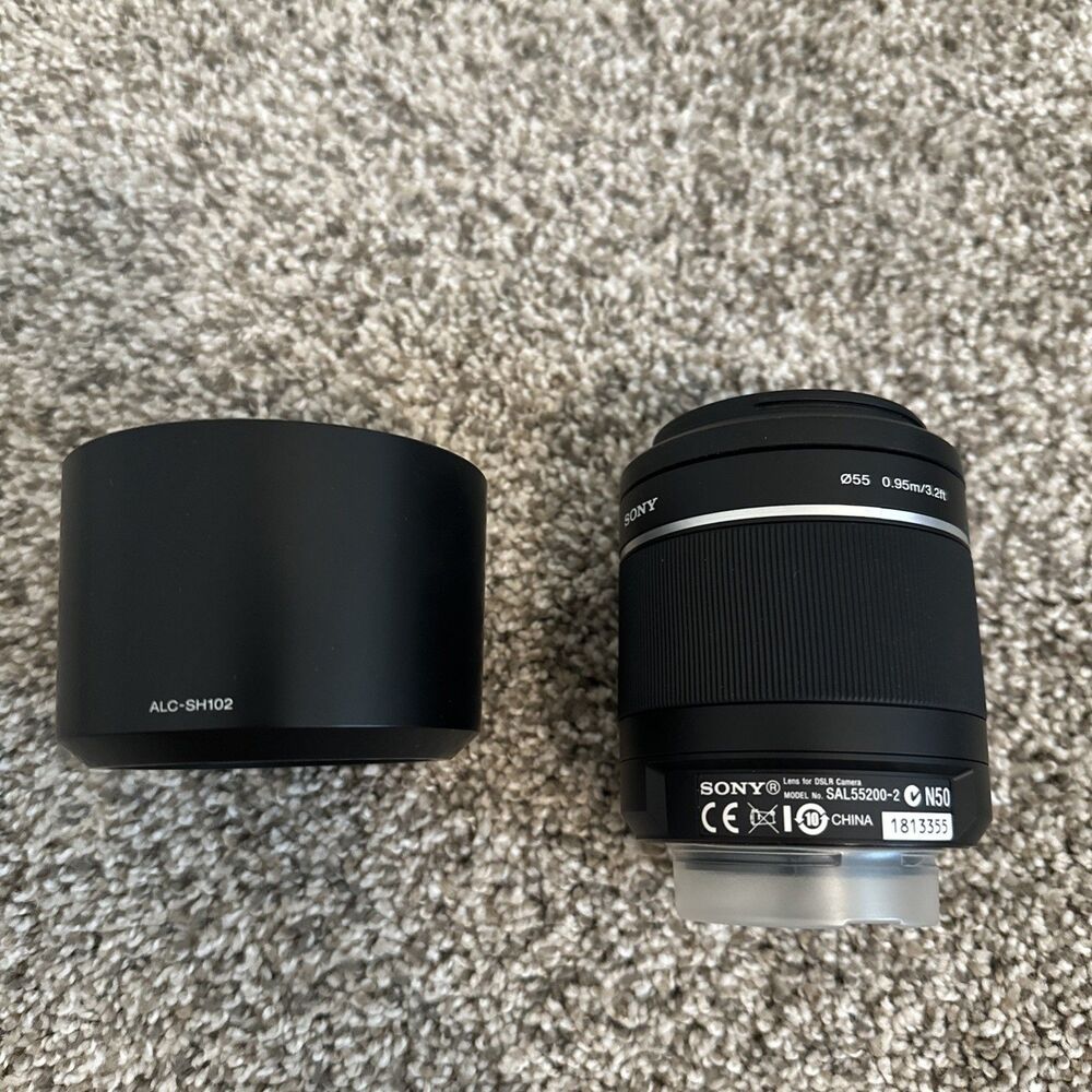 Sony SAL55200-2 DT 55-200mm f/4.0-5.6 Lens A-Mount